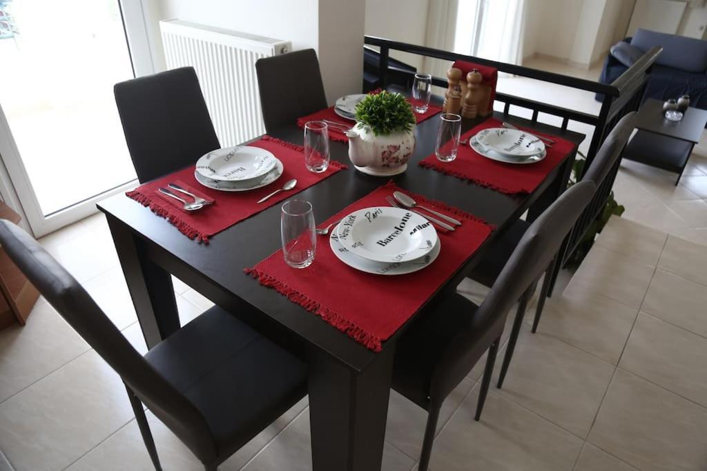 Aurora Family Loft Apartment นาฟปลิโอ ภายนอก รูปภาพ