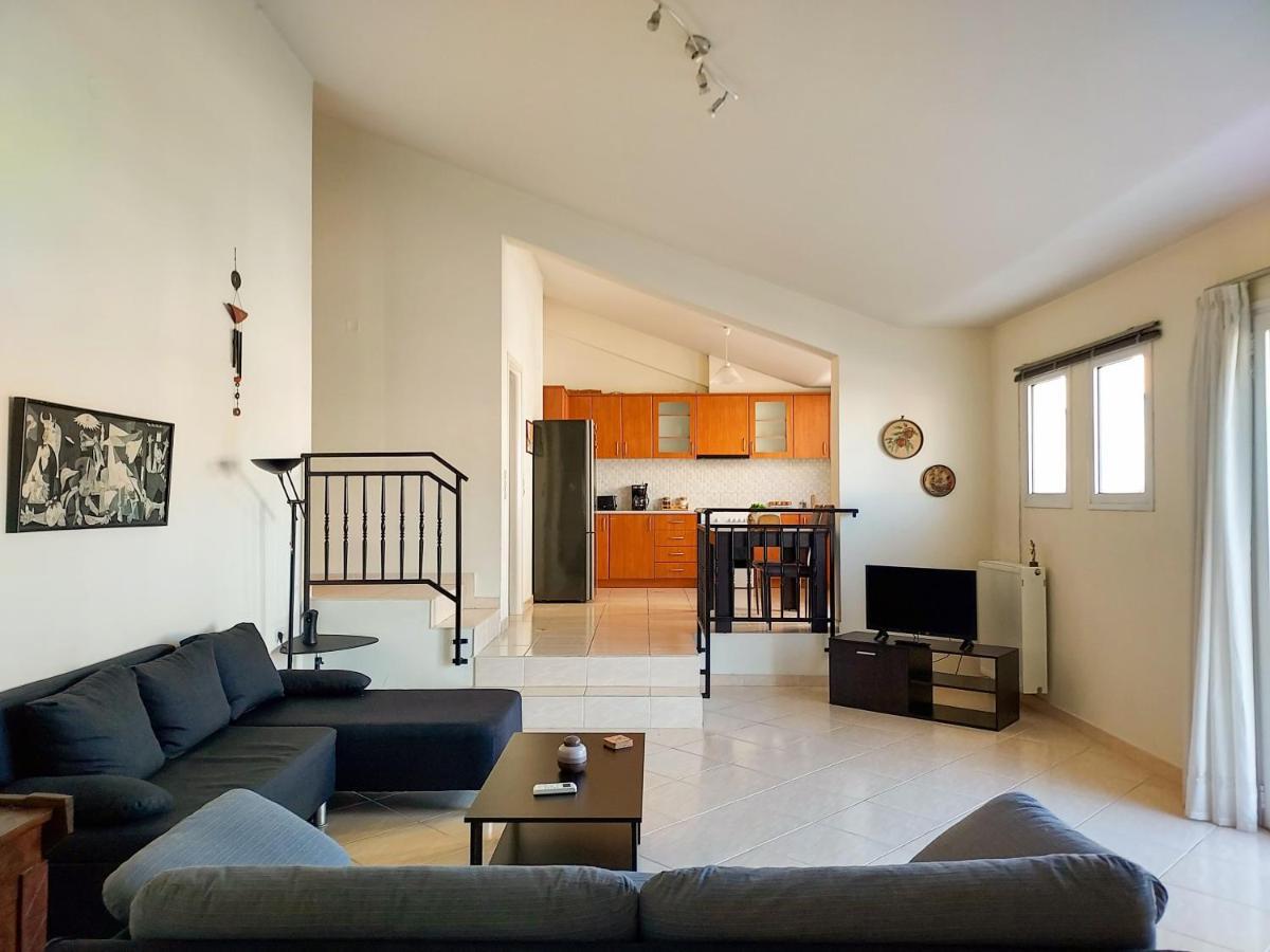 Aurora Family Loft Apartment นาฟปลิโอ ภายนอก รูปภาพ